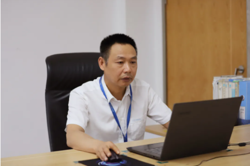 頌百年·耀黨旗丨黎波：用實(shí)際行動兌現(xiàn)紅色承諾